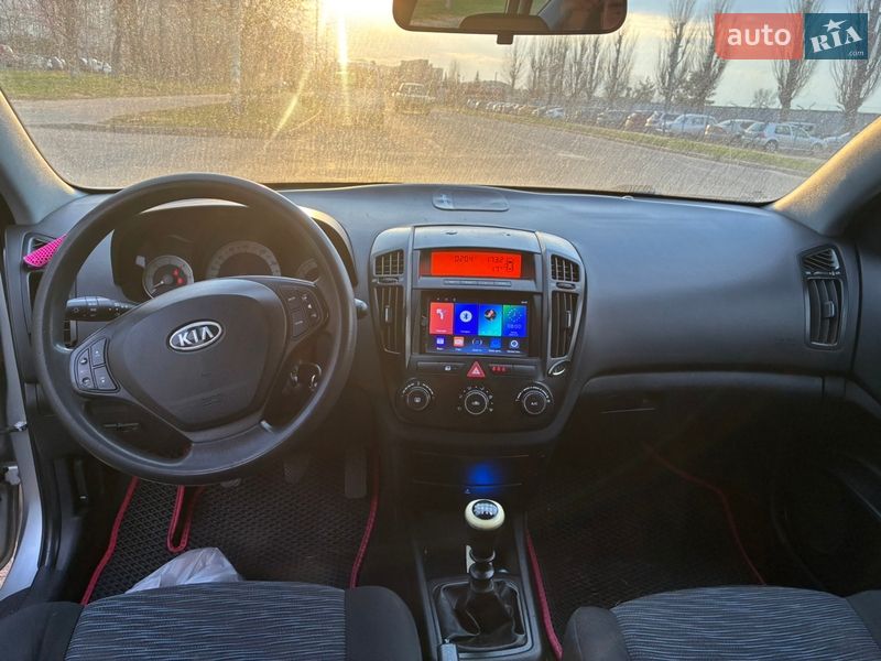 Универсал Kia Ceed 2009 в Киеве фото 8 Универсал Kia Ceed 2009 в Киеве