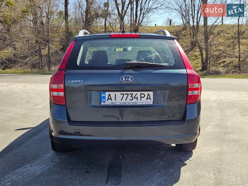 Универсал Kia Ceed 2008 в Обухове