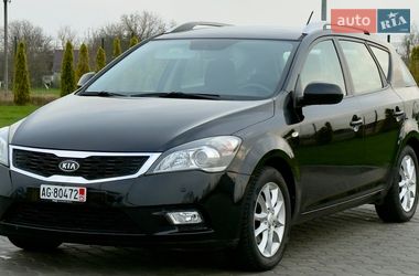 Універсал Kia Ceed 2011 в Луцьку