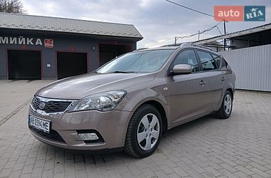 Универсал Kia Ceed 2009 в Хмельнике