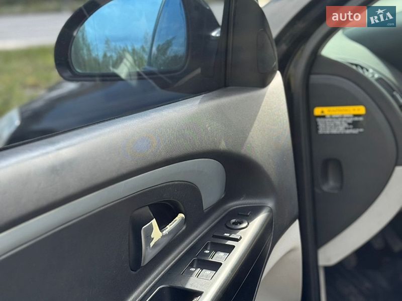 Хэтчбек Kia Ceed 2007 в Звягеле
