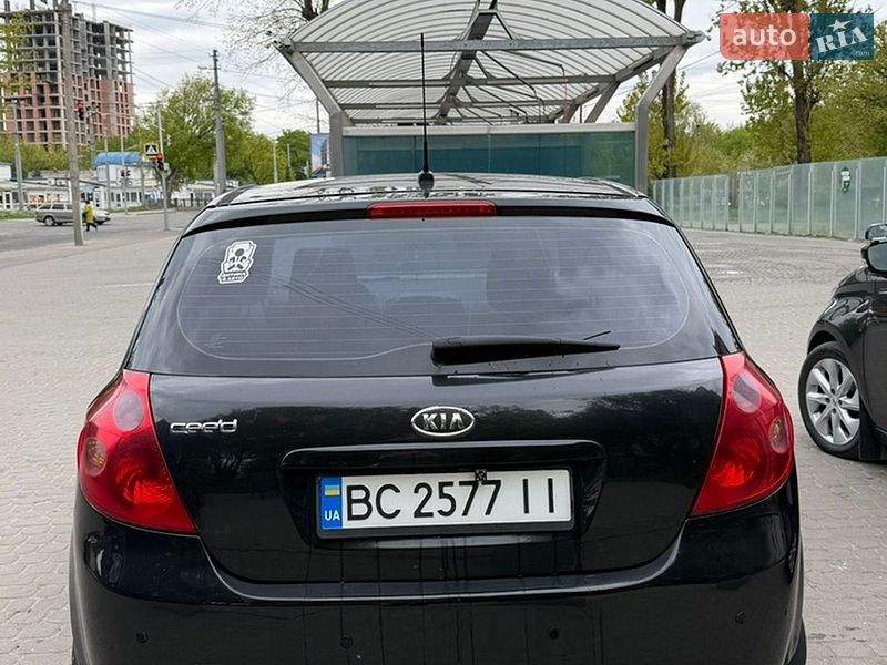 Хэтчбек Kia Ceed 2007 в Львове