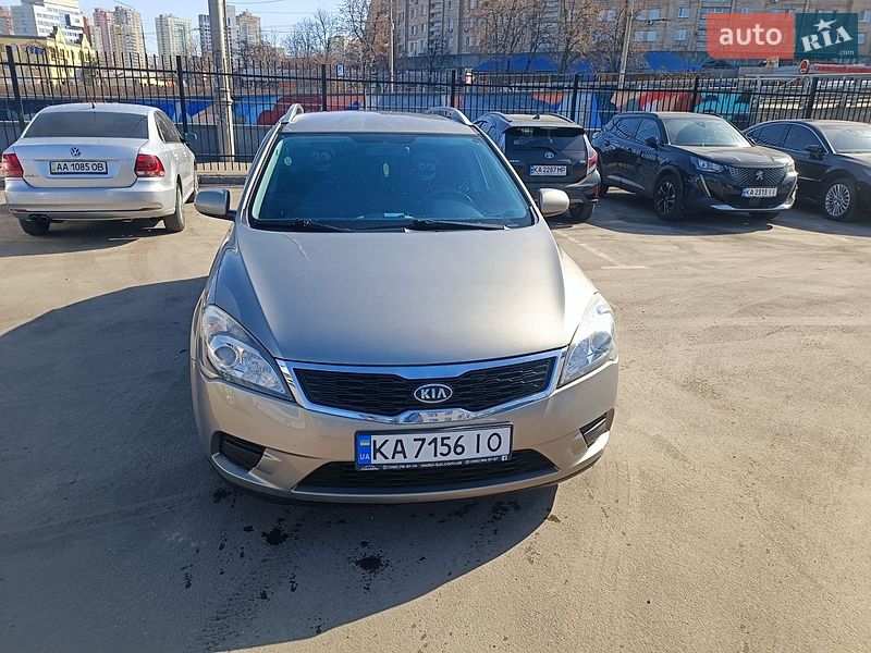 Kia Ceed 2011