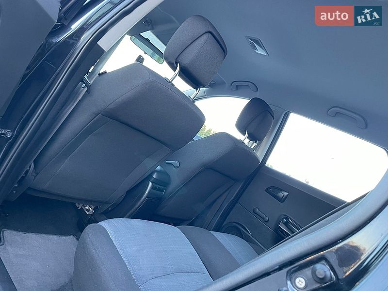 Универсал Kia Ceed 2012 в Городке