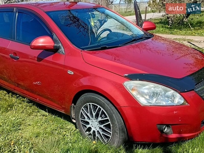 Хетчбек Kia Ceed 2007 в Полтаві