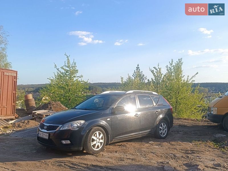 Универсал Kia Ceed 2012 в Вите-Почтовой