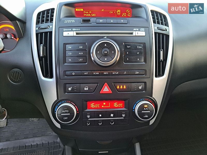 Универсал Kia Ceed 2012 в Ладыжине