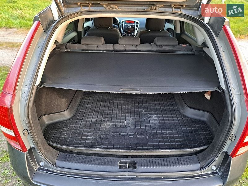 Универсал Kia Ceed 2012 в Ладыжине