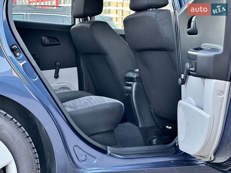 Хэтчбек Kia Ceed 2009 в Киеве