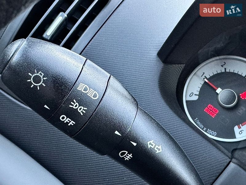 Хэтчбек Kia Ceed 2009 в Киеве