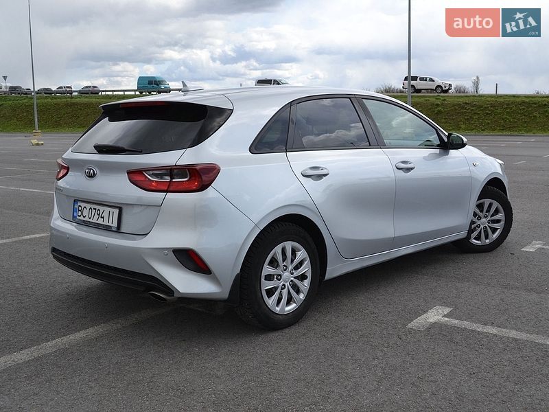 Хэтчбек Kia Ceed 2019 в Львове