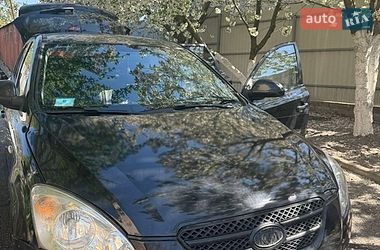 Хэтчбек Kia Ceed 2008 в Киеве