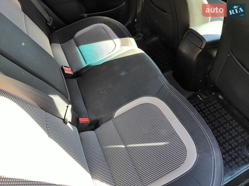 Універсал Kia Ceed 2016 в Києві