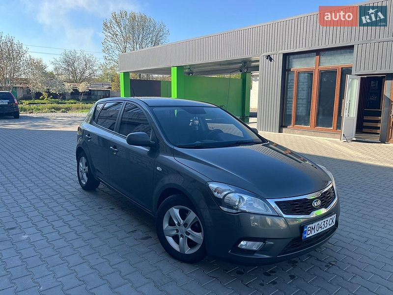 Хетчбек Kia Ceed 2011 в Ладижині