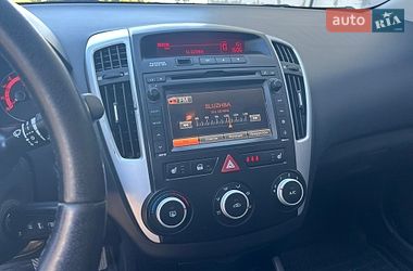 Хетчбек Kia Ceed 2011 в Ладижині