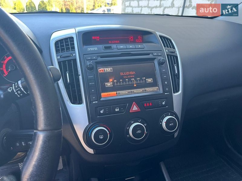 Хетчбек Kia Ceed 2011 в Ладижині