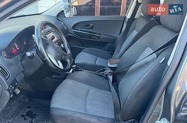 Хетчбек Kia Ceed 2011 в Ладижині
