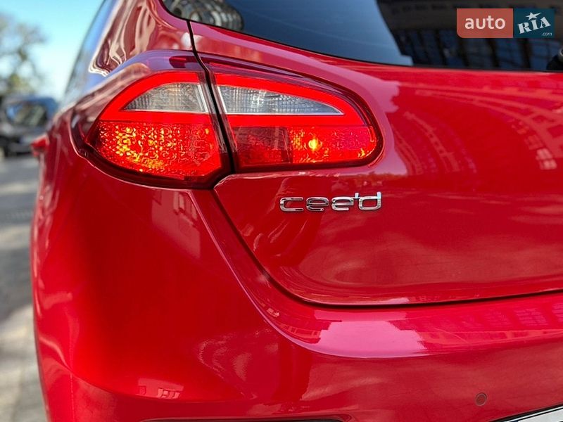 Хетчбек Kia Ceed 2017 в Івано-Франківську
