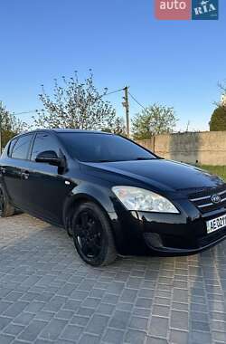 Хэтчбек Kia Ceed 2008 в Днепре