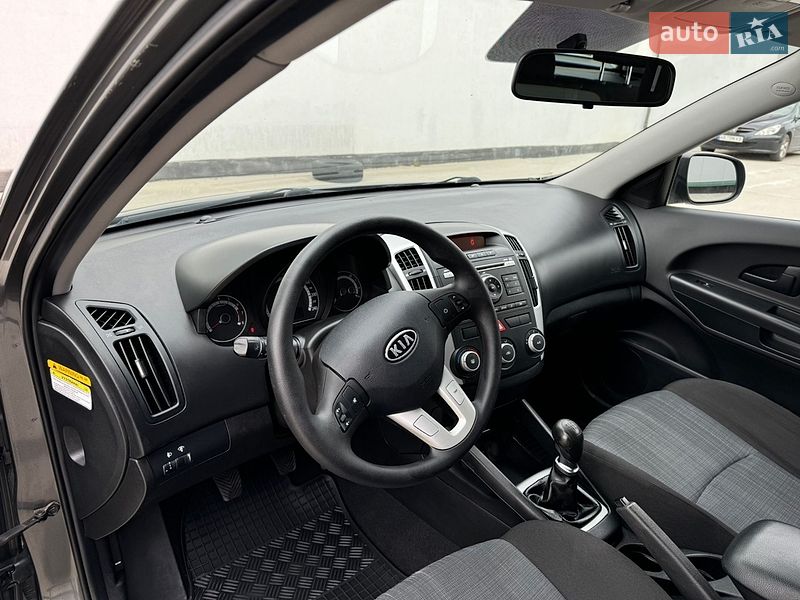 Универсал Kia Ceed 2011 в Виннице
