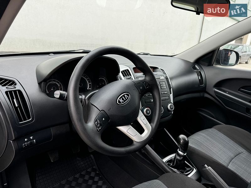 Универсал Kia Ceed 2011 в Виннице