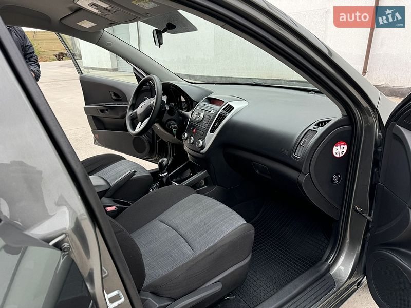 Универсал Kia Ceed 2011 в Виннице