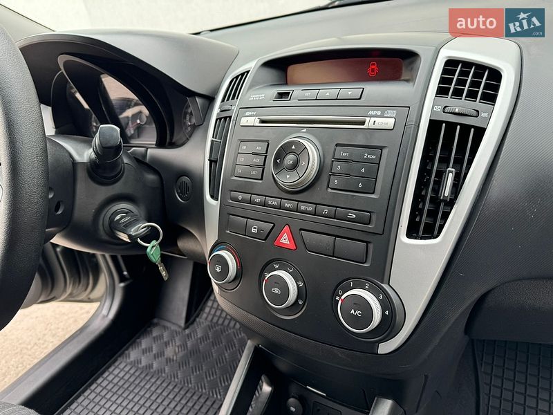 Универсал Kia Ceed 2011 в Виннице