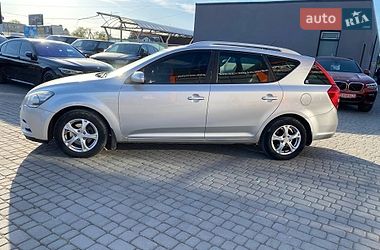 Универсал Kia Ceed 2010 в Львове