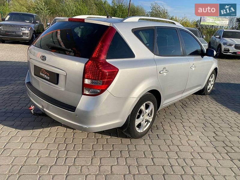 Универсал Kia Ceed 2010 в Львове