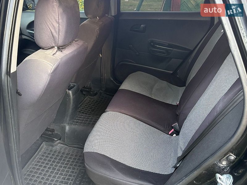 Хетчбек Kia Ceed 2010 в Києві