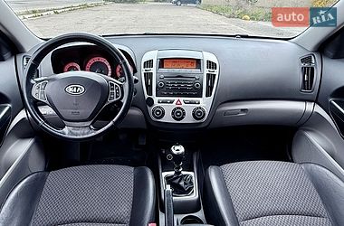 Універсал Kia Ceed 2008 в Кам'янському