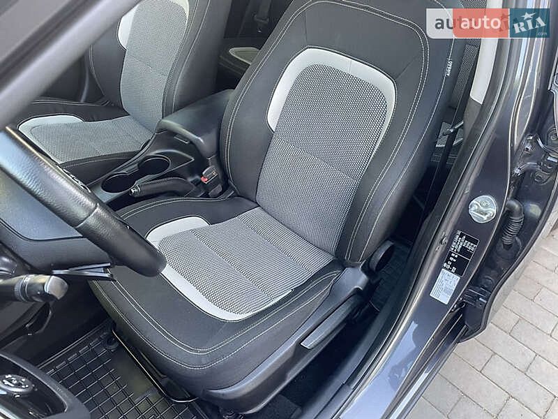 Универсал Kia Ceed 2013 в Полтаве
