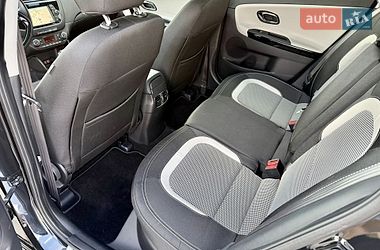 Хэтчбек Kia Ceed 2015 в Луцке