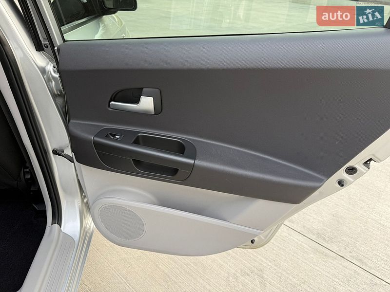 Хэтчбек Kia Ceed 2007 в Луцке