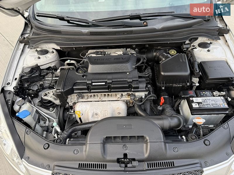 Хэтчбек Kia Ceed 2007 в Луцке