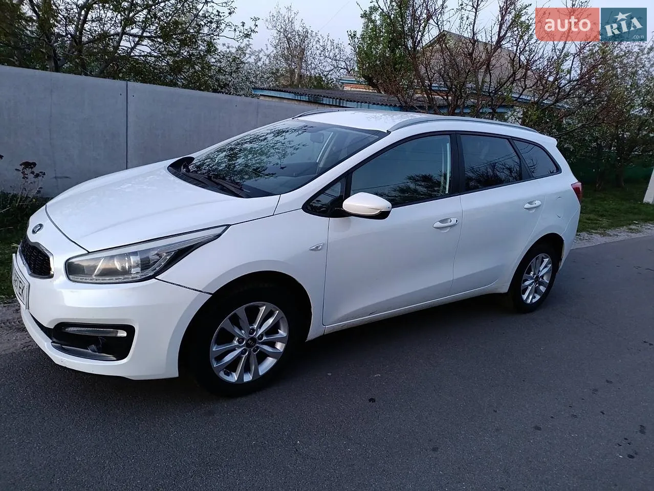 2017 Kia Cee'd - мініатюра 16