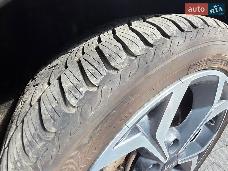 Хэтчбек Kia Ceed 2019 в Сарнах
