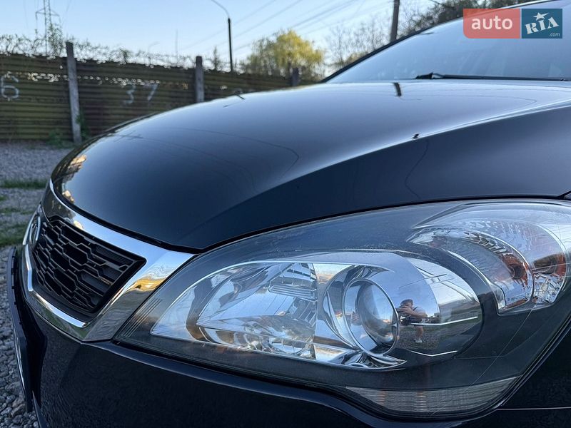 Універсал Kia Ceed 2009 в Вінниці