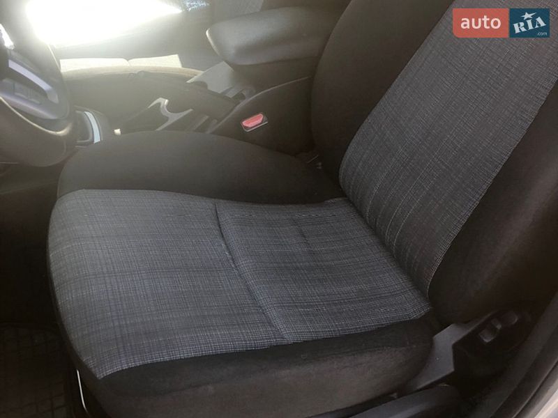 Хэтчбек Kia Ceed 2009 в Киеве фото 3 Хэтчбек Kia Ceed 2009 в Киеве