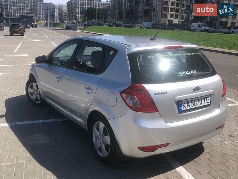 Хэтчбек Kia Ceed 2009 в Киеве фото 6 Хэтчбек Kia Ceed 2009 в Киеве