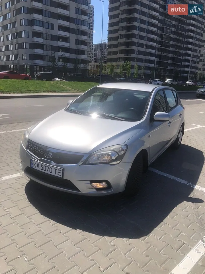 2010 Kia Cee'd - мініатюра 40