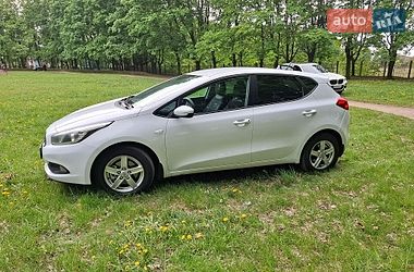 Хэтчбек Kia Ceed 2013 в Виннице