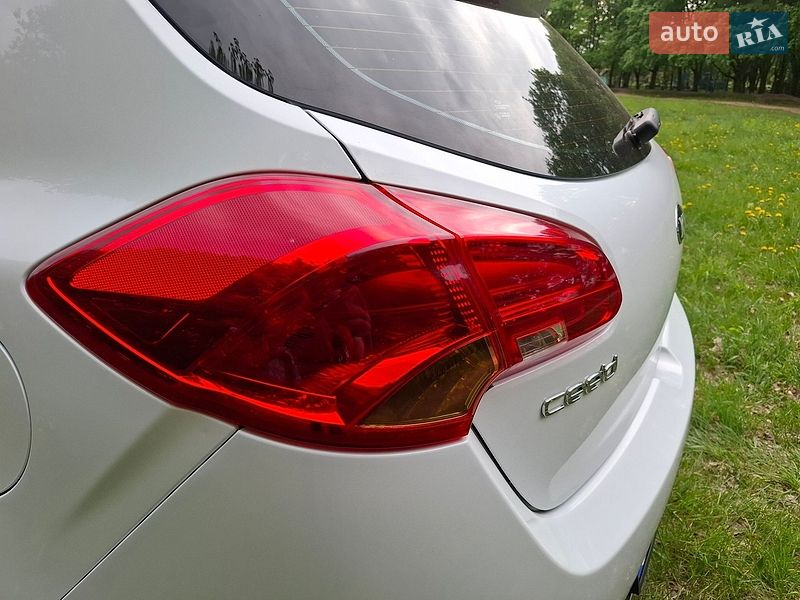 Хэтчбек Kia Ceed 2013 в Виннице