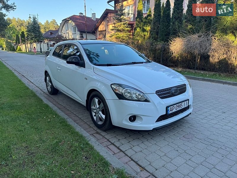 Хетчбек Kia Ceed 2009 в Львові