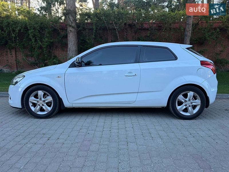 Хетчбек Kia Ceed 2009 в Львові
