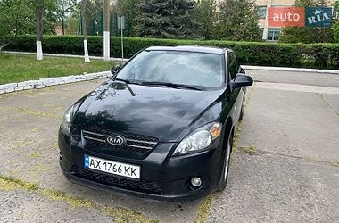 Хетчбек Kia Ceed 2008 в Новій Водолагі