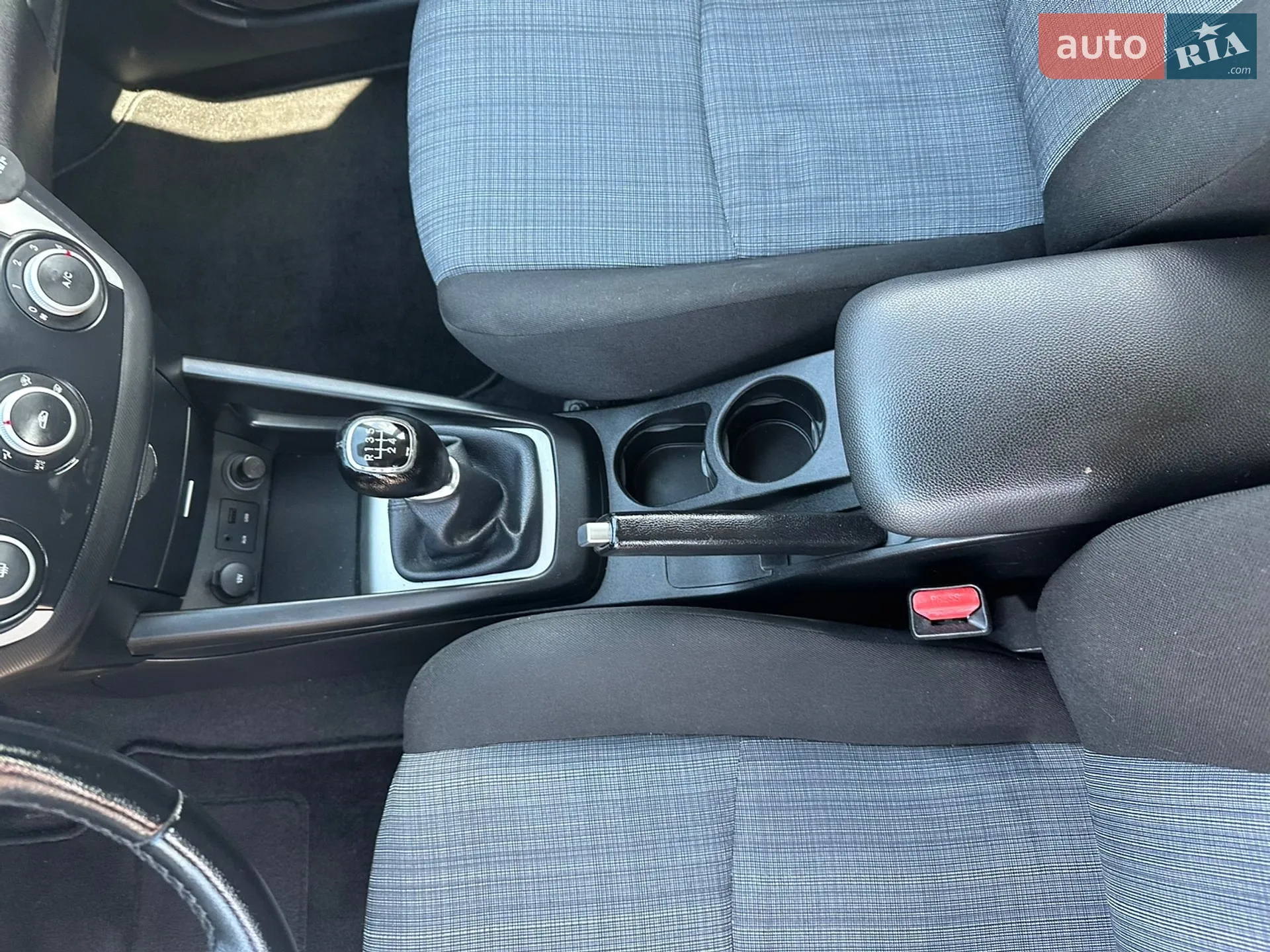 2010 Kia Cee'd - мініатюра 24