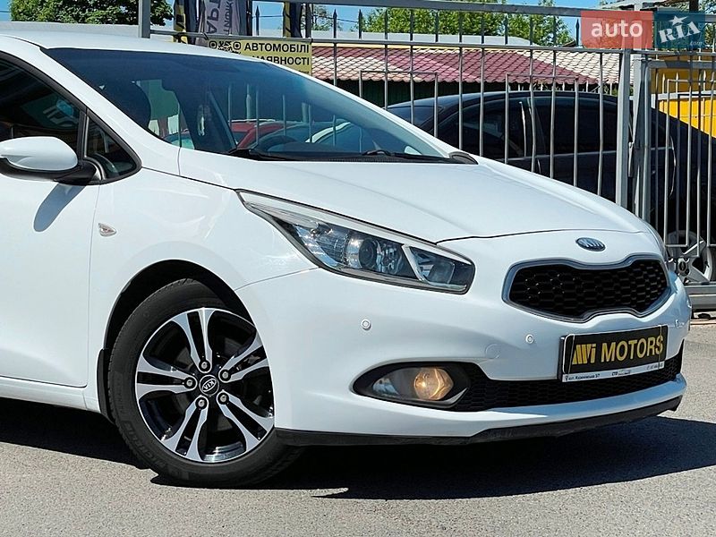 Хетчбек Kia Ceed 2013 в Києві