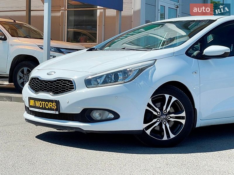 Хетчбек Kia Ceed 2013 в Києві