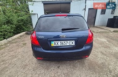 Хэтчбек Kia Ceed 2008 в Чугуеве